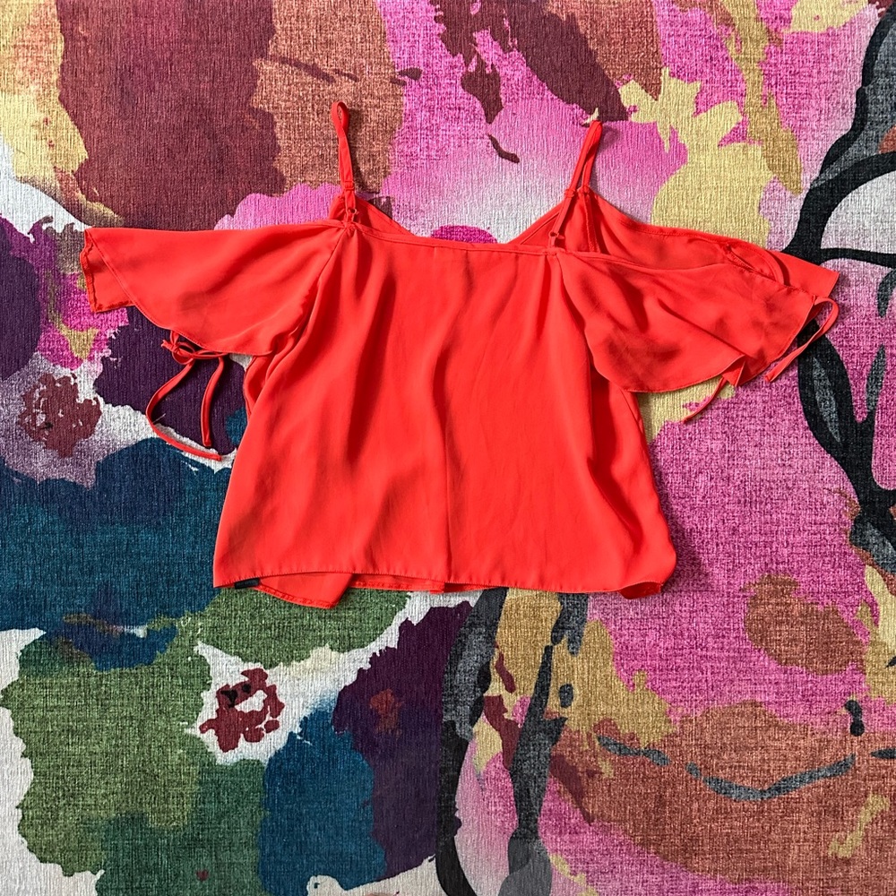 ❤️ Tie Sleeve Cami ❤️ - Picture 5 of 5